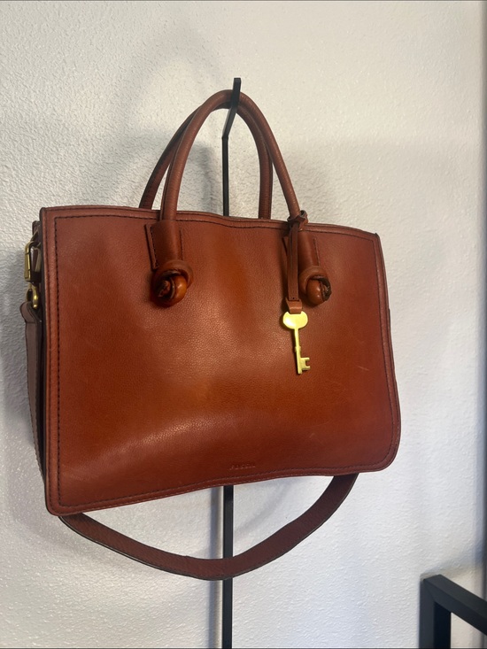 Fossil Skyler Satchel Handbags - Vintage Fossil Skyler Leather Satchel in Cognac
